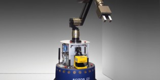 Robot arm available on a mobile base
