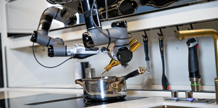 Universal Robots powers the world’s first robotic kitchen