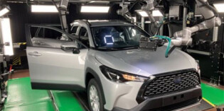 Techman Robot brings collaborative automation to car maker