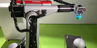 Reliable cable guiding on industrial robots