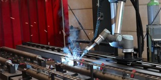 7th axis robot in a welding application