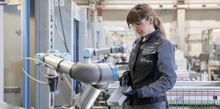 Flex and Teradyne Robotics expand partnership