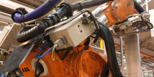 Energy chain increases uptime at Jaguar Land Rover