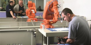 Seminar explains benefits of robot automation to SMEs