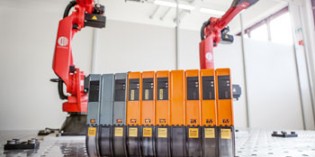 Robot safety functions mean homing once is enough