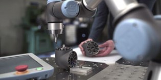 Universal Robots launches light-weight table-top robot