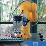 Robotic hand suits complex manipulation tasks