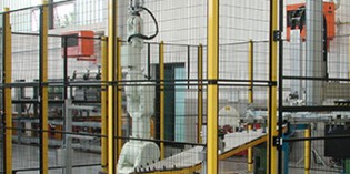 Perimeter guarding of robot cells