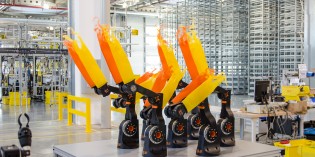 Igus robotic highlights at the Hannover fair