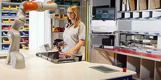 New robots galore at the Hannover Fair