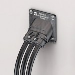 Single cable receptacle for robot welder connectors