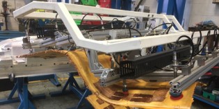 Smart cup for composites handling from Simmatic