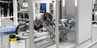 Mobile cobot resolves redeployment challenge