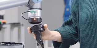 Enhancing robot flexibility with the new gripper ecosystem from Zimmer