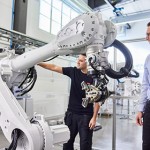 Robots increase handling speed and flexibility