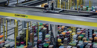 Cable and hose protection on gantry robots