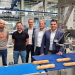 Robotic sandwich line aided by ‘smart’ sensors