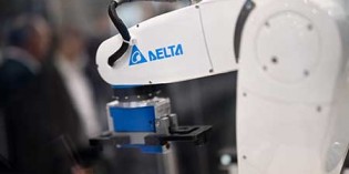 Control solution for articulated arm robots