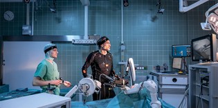 How robots are becoming surgical assistants